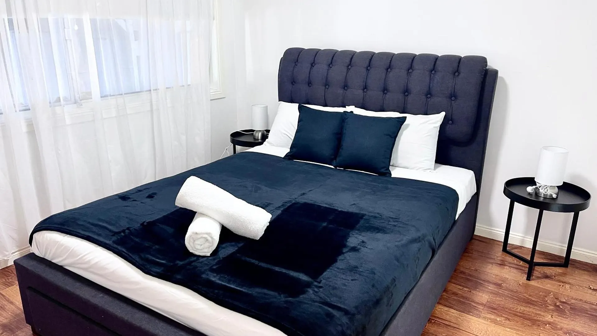 Villa Broadbeach Casa Waterfront Resort With Pier-Enjoy Fishing On Vacation Gold Coast